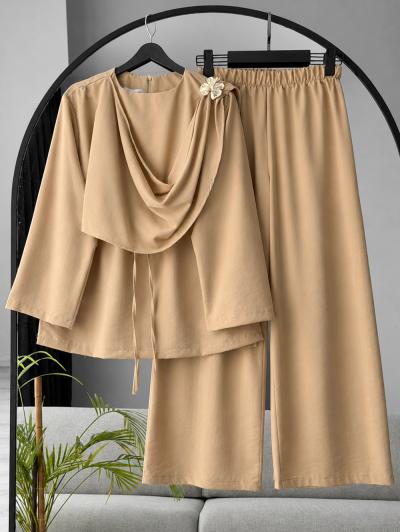 Omuzu Broşlu İnce Kuşaklı Tencel Pantolonlu Takım_Camel