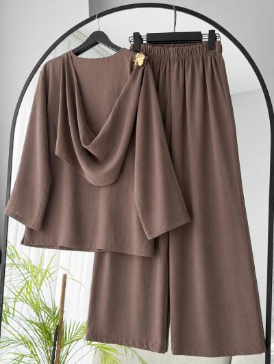Omuzu Broşlu İnce Kuşaklı Tencel Pantolonlu Takım_Kahve